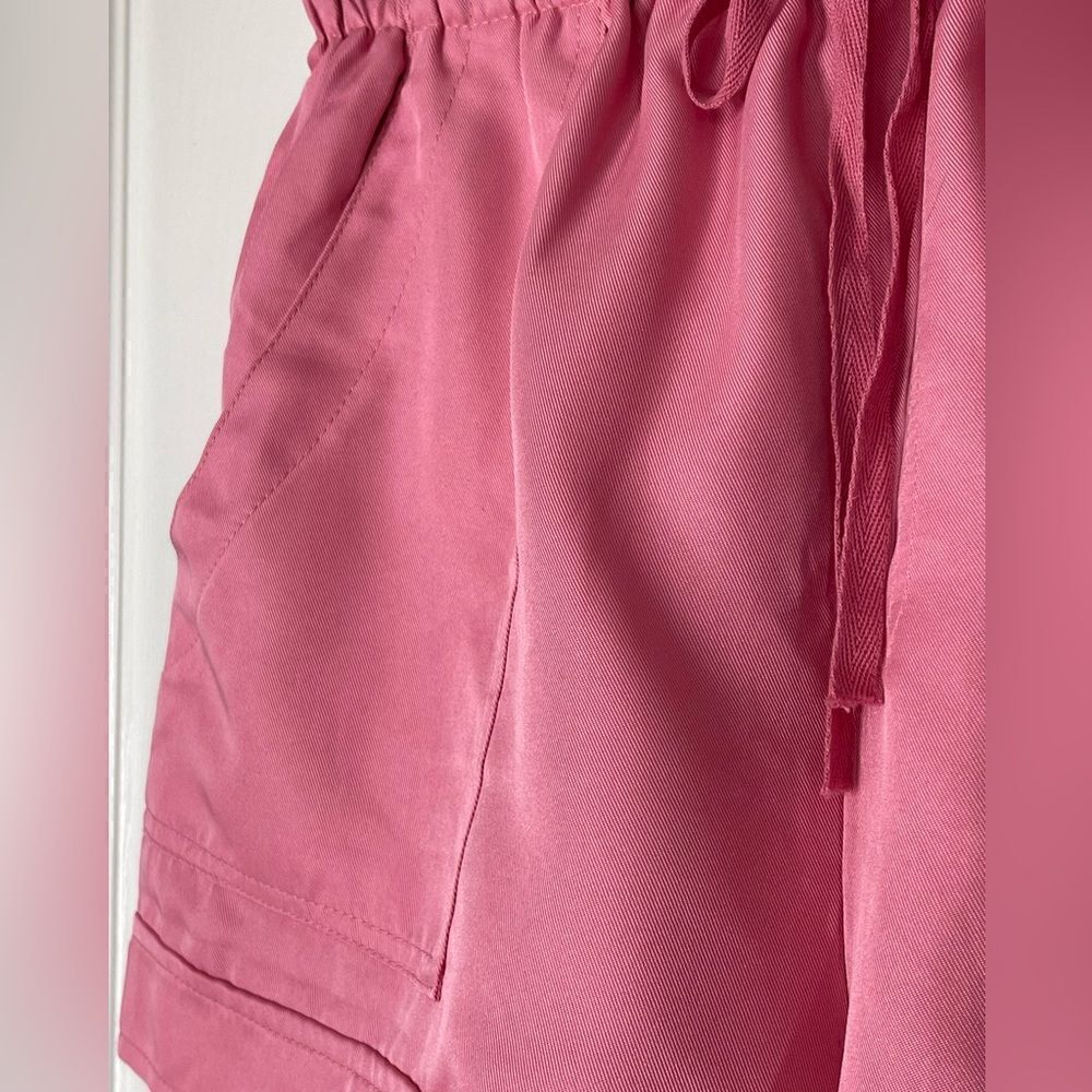 Pink drawstring shorts size M - Picture 3 of 6